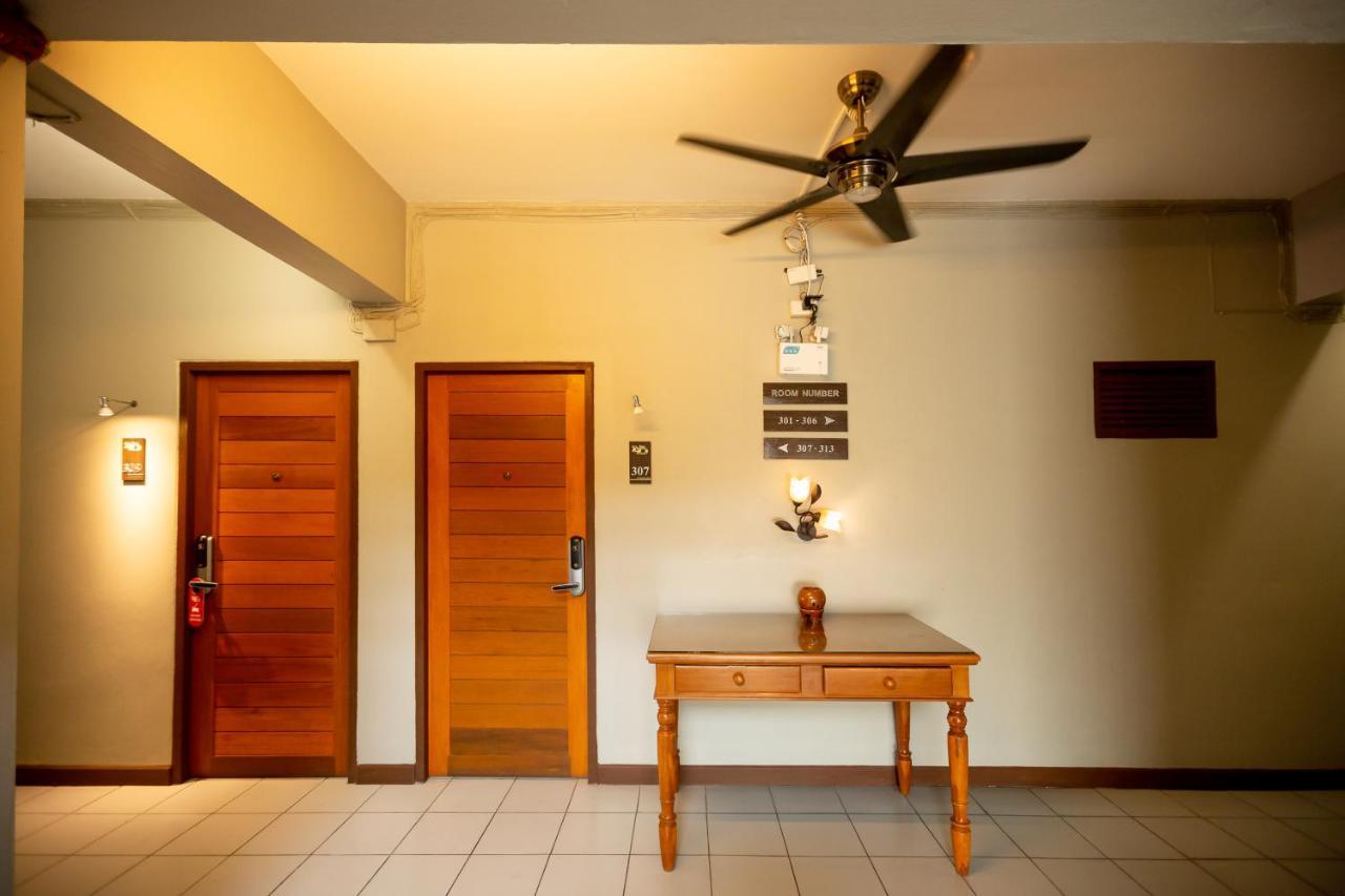 Best Ld Hotel HHQ Exterior photo